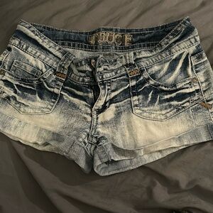 Truce shorts